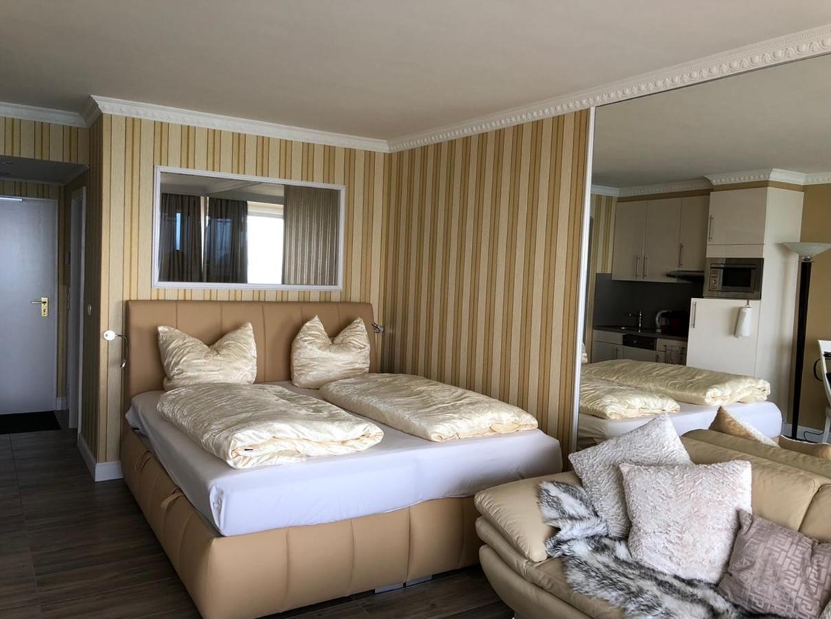 Tiffanys Ferienapartments In Der Privatresidenz Des Plaza Premium Hotel Timmendorfer Strand Dış mekan fotoğraf