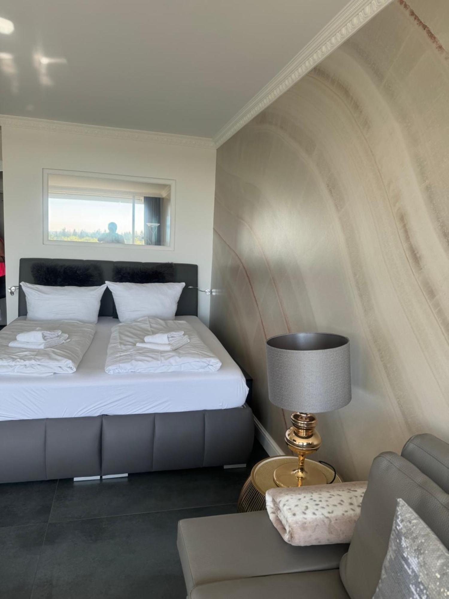 Tiffanys Ferienapartments In Der Privatresidenz Des Plaza Premium Hotel Timmendorfer Strand Dış mekan fotoğraf